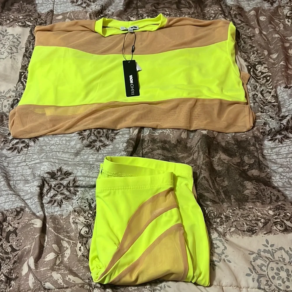 Mesh Two Piece - Picture 3 of 3